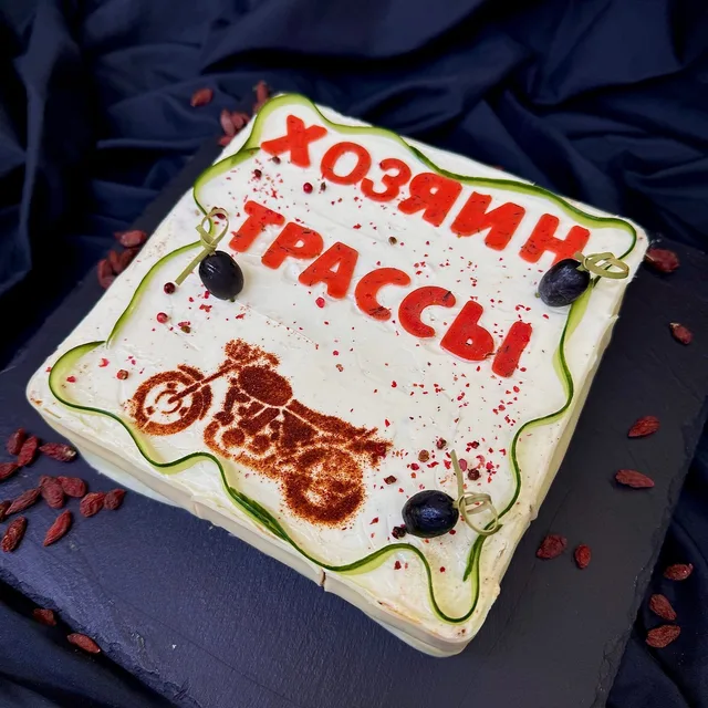 Торт "Курочка Терияки" 1.6 кг - Хозяин(ка) трассы